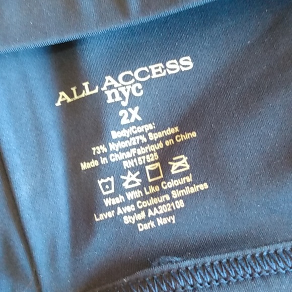 All Access NYC Sports Bra – Navy – Criss-Cross – 2X - Picture 9 of 11